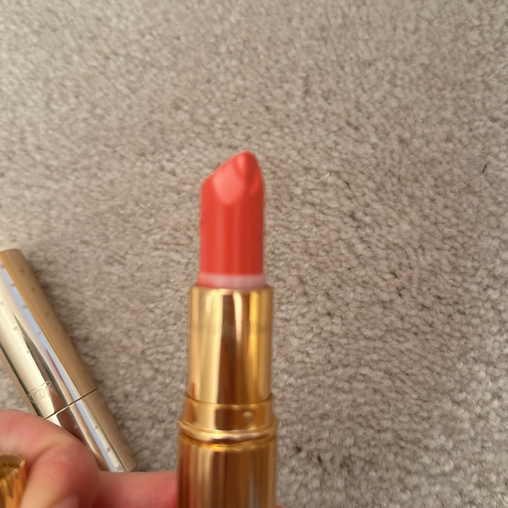 Charlotte tilbury lipstick in hot Emily bundle EUC - Picture 2 of 5